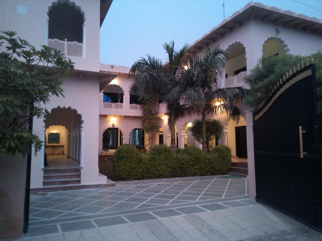 Hotel Kiran Villa Palace, Бхаратпур Экстерьер фото